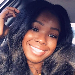 Meet your Posher, Cierra